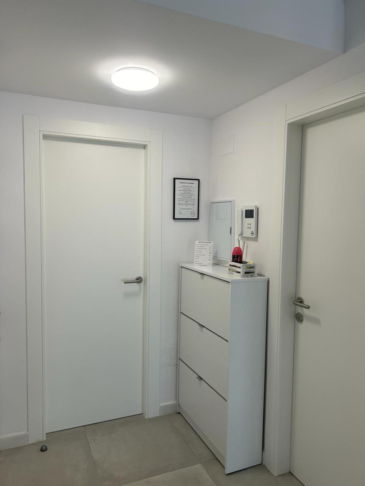 Apartamentos Milano Рокетас де Мар Екстериор снимка