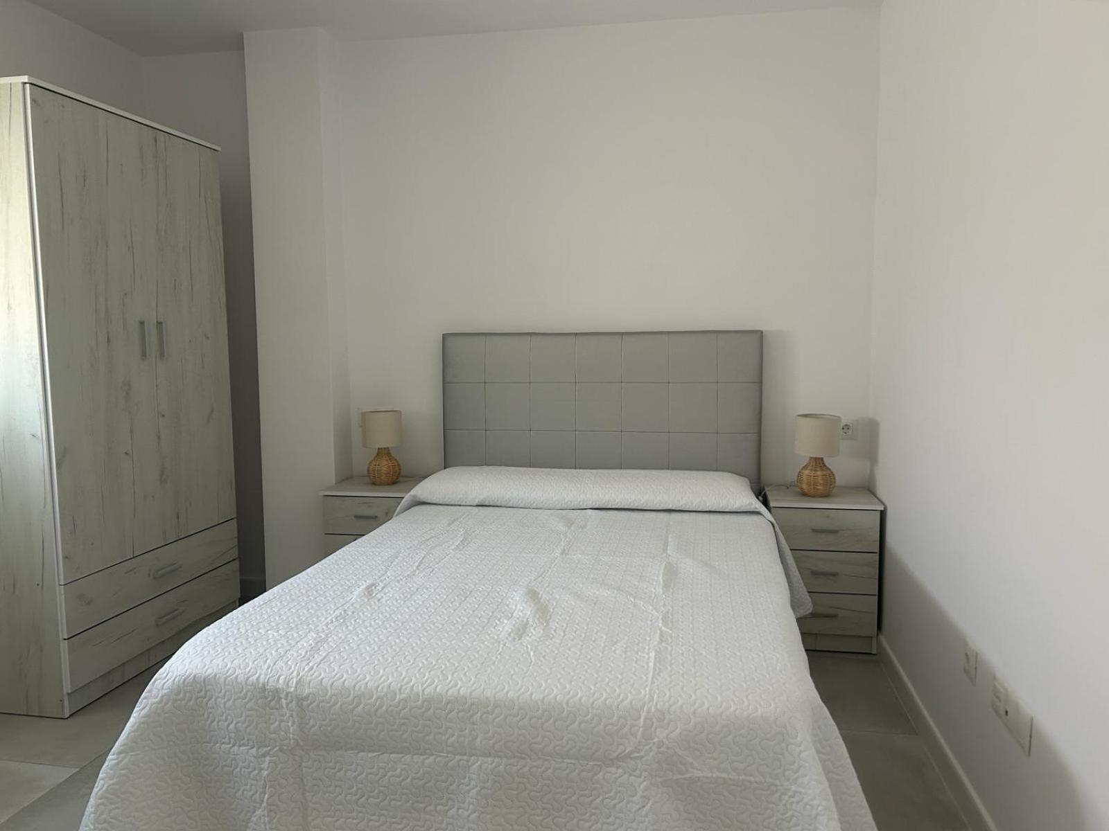 Apartamentos Milano Рокетас де Мар Екстериор снимка