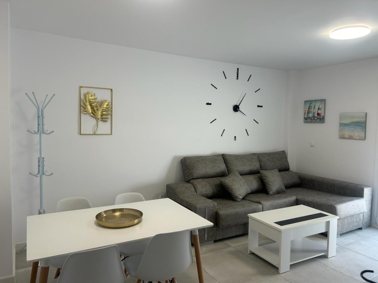 Apartamentos Milano Рокетас де Мар Екстериор снимка