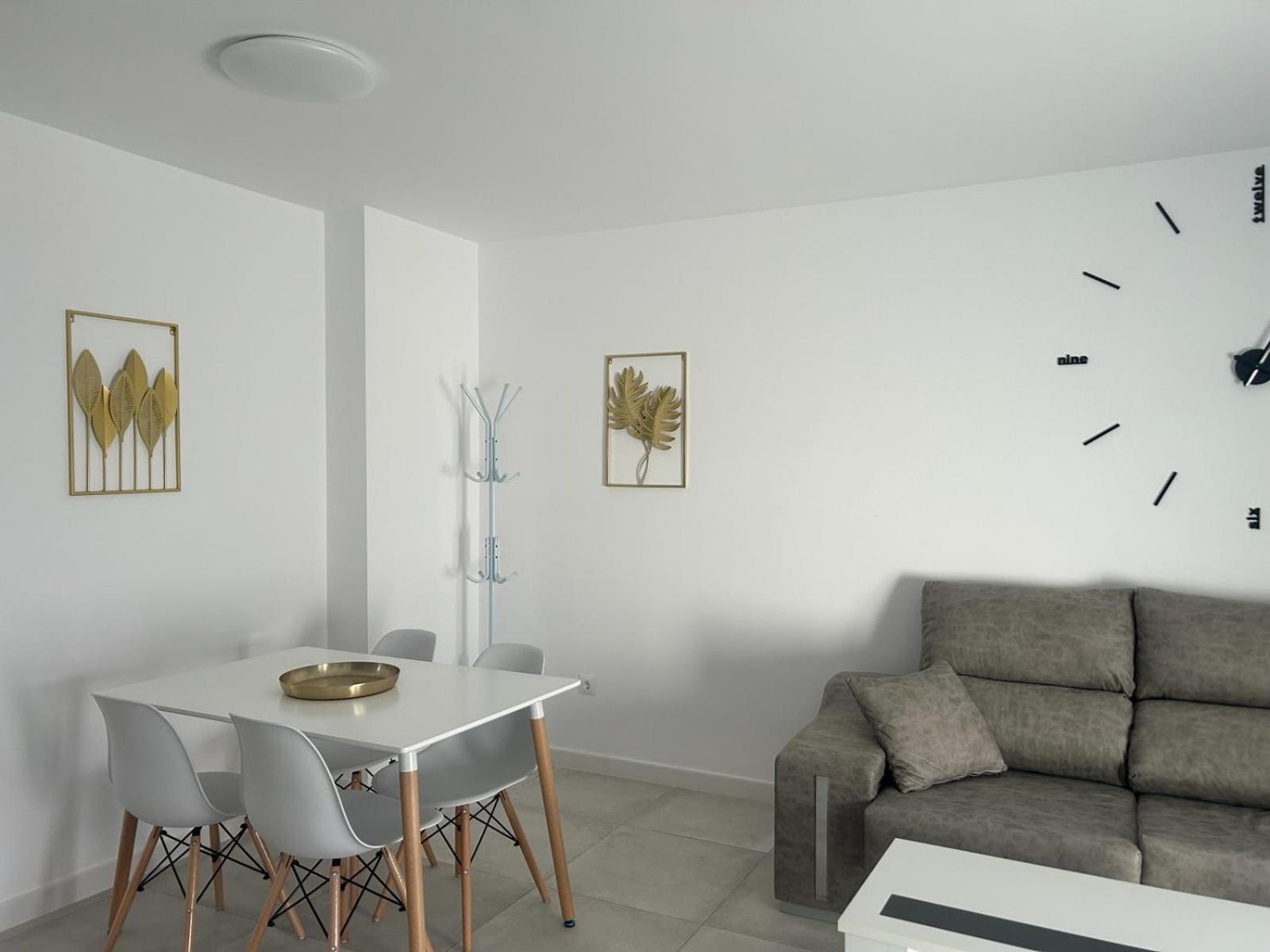 Apartamentos Milano Рокетас де Мар Екстериор снимка