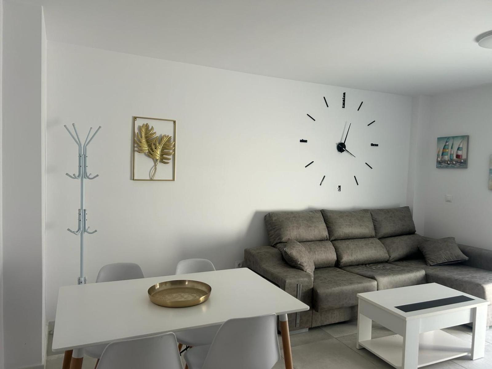 Apartamentos Milano Рокетас де Мар Екстериор снимка